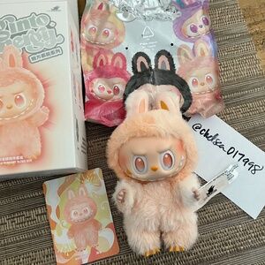 Labubu - HAPPINESS - Big Into Energy - Pop Mart